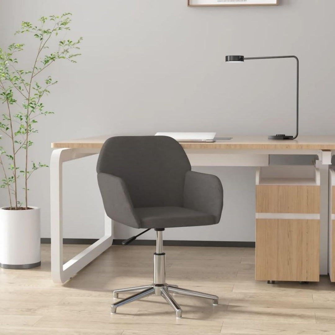 Mattes Schreibtisch aus Aluminium fuer das Buero